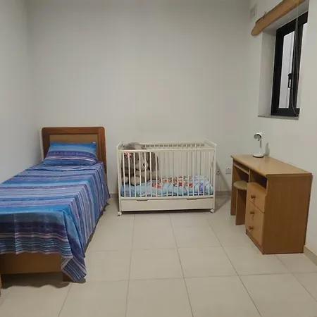 3 Bedroom With Seaview *